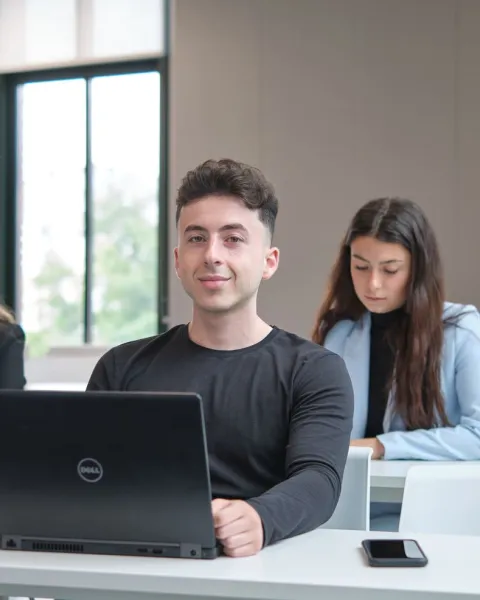 GROUPE ETUDIANTS ESLSCA